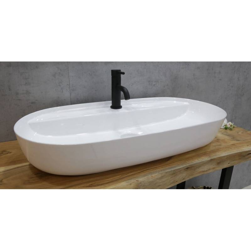 Grifo de lavabo fabricado en acero negro mate modelo Athenas Bathco