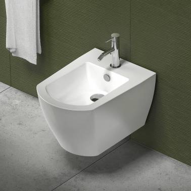 Weißes Wandbidet Modell One Valadares